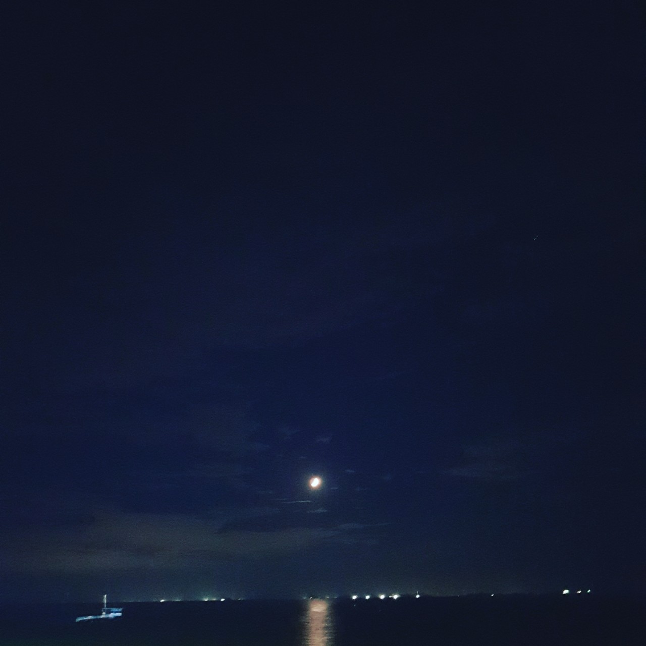 이루펀트 - 은하수를항해하는히치하이커